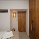Aillia House * Artemonas