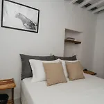 Aillia House Artemonas