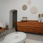 Aillia House
