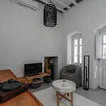 Aillia House